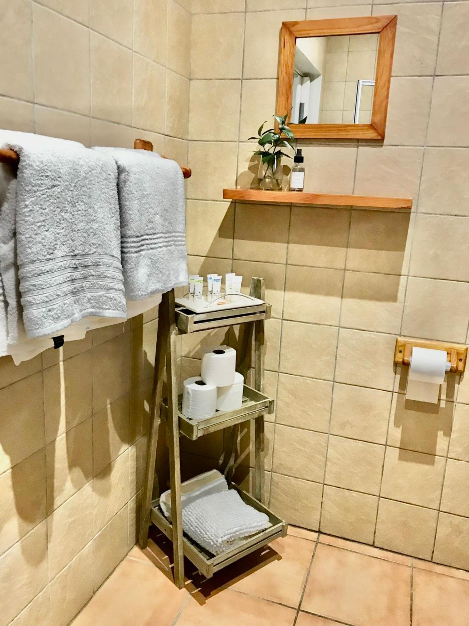 10Vdw Self Catering Apartments Durbanville Kültér fotó